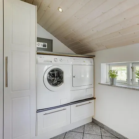 Ferienhaus Nana - 4km From The Sea By Interhome *